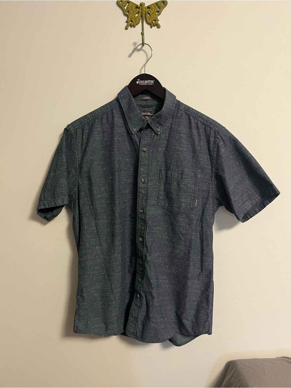 Eddie Bauer Short-Sleeve Button-Down Shirt - 100% Cotton